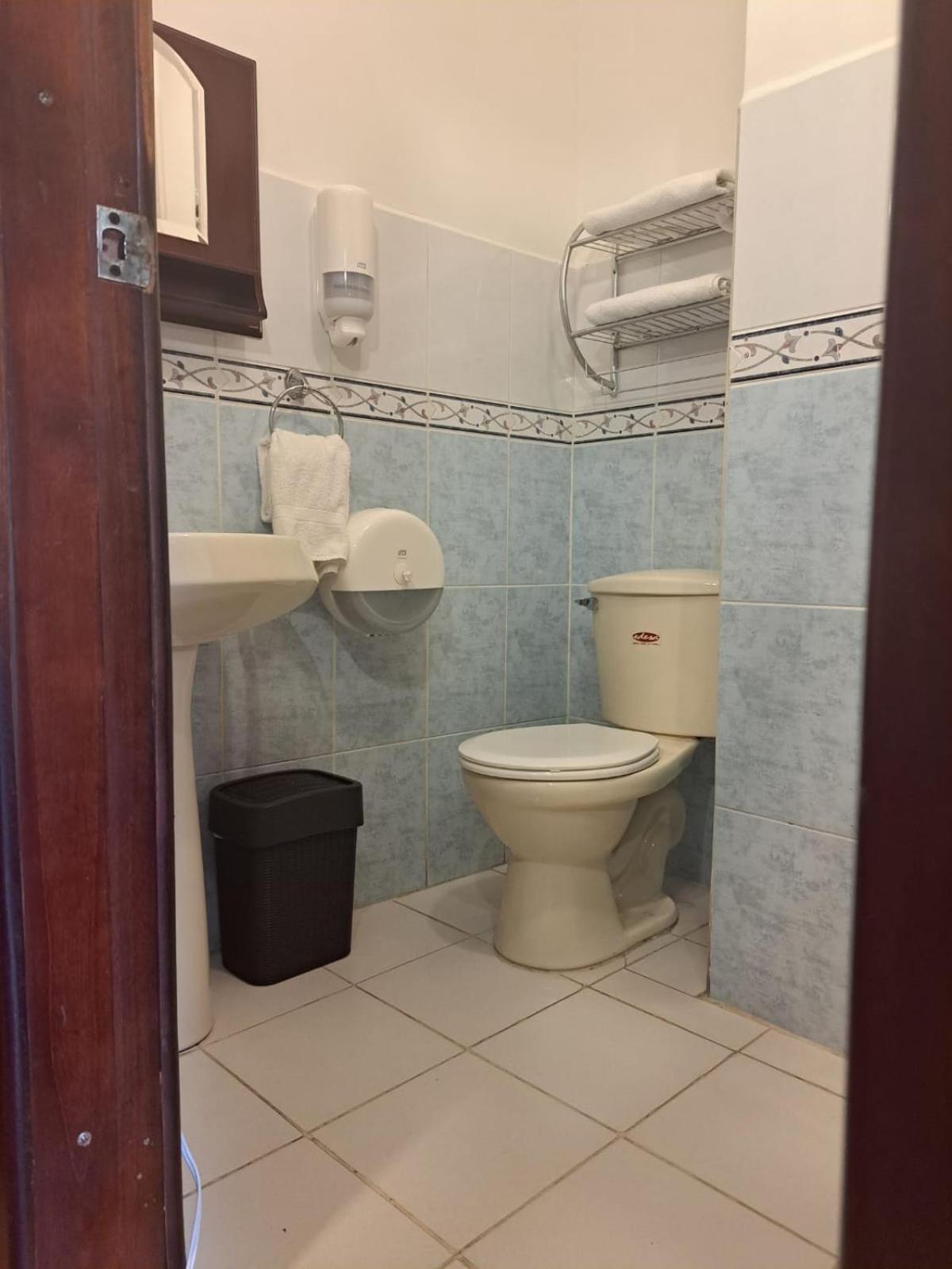Hotel Coronel Cuenca Luaran gambar